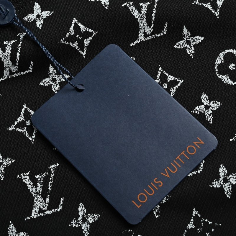 Louis Vuitton Monogram Gradient Black T-Shirt view