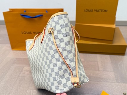 Louis Vuitton Neverfull Damier Azur Tote Bag view 2
