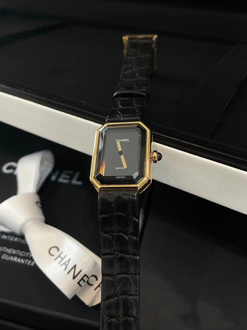 Chanel Premiere Vintage Gold Black Leather Watch view