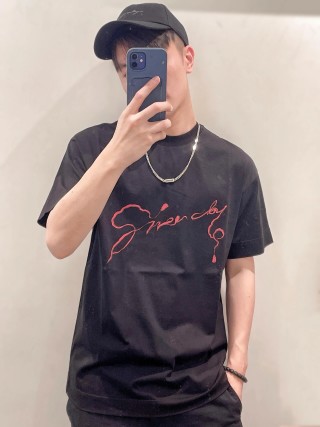 Black Short Sleeve T-Shirt with Red Graphic Print view 3