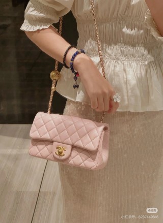 Chanel Quilted Burgundy Shoulder Bag with Gold Chain view 5