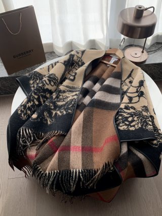 Burberry Knight Crest Double-Face Jacquard Wrap Scarf Black Gold view 2