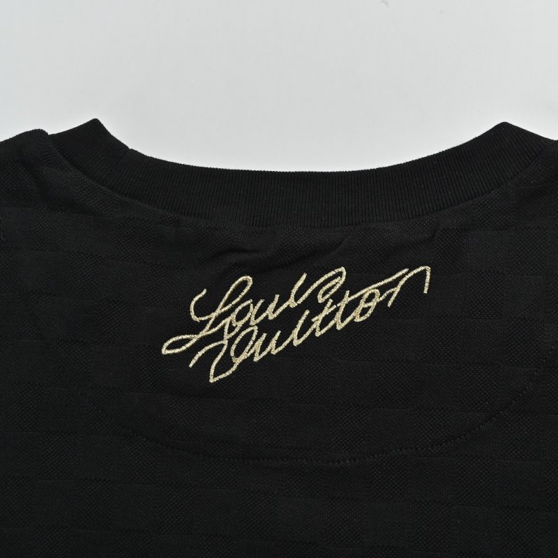 Black Crest Emblem Short Sleeve T-Shirt view
