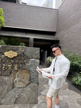 Premium White Casual Button-Up Shirt view 8