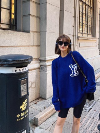 Louis Vuitton LV Logo Blue Wool Cardigan view 2