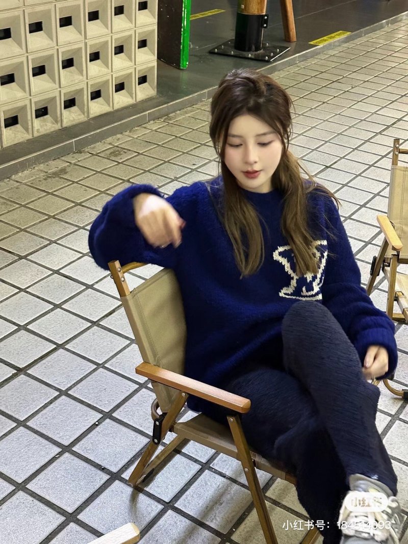 Louis Vuitton LV Logo Blue Wool Cardigan view