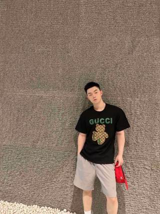 Gucci Black Short Sleeve T-Shirt with GG Motif Print view 2