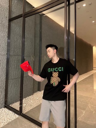 Gucci Black Short Sleeve T-Shirt with GG Motif Print view 4