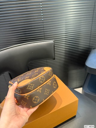 Louis Vuitton Monogram Camera Bag Brown Orange view 7