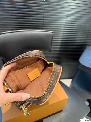 Louis Vuitton Monogram Camera Bag Brown Orange view 9