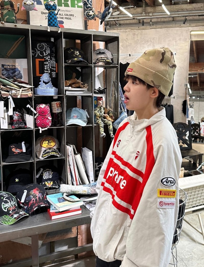 Red & White Colour-Block Windbreaker Jacket