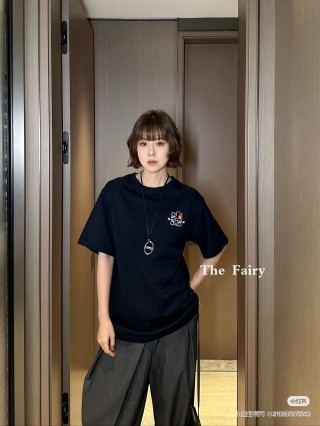 Black Embroidered Graphic T-Shirt view 8