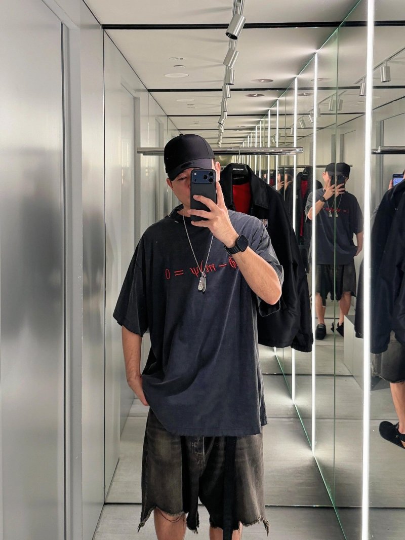 Black Oversized Graphic T-Shirt with Red Text Print