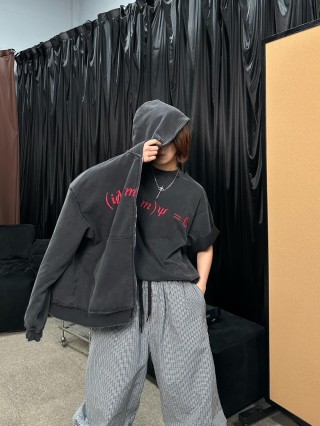 Black Oversized Graphic T-Shirt with Red Text Print view 2
