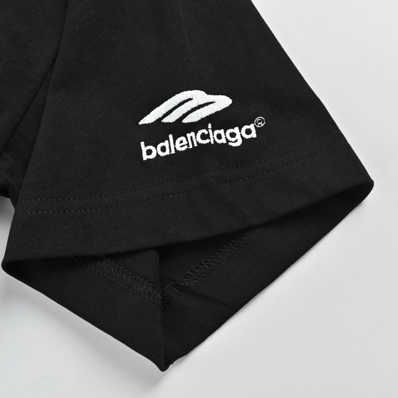 Umbro Black Short Sleeve T-Shirt view