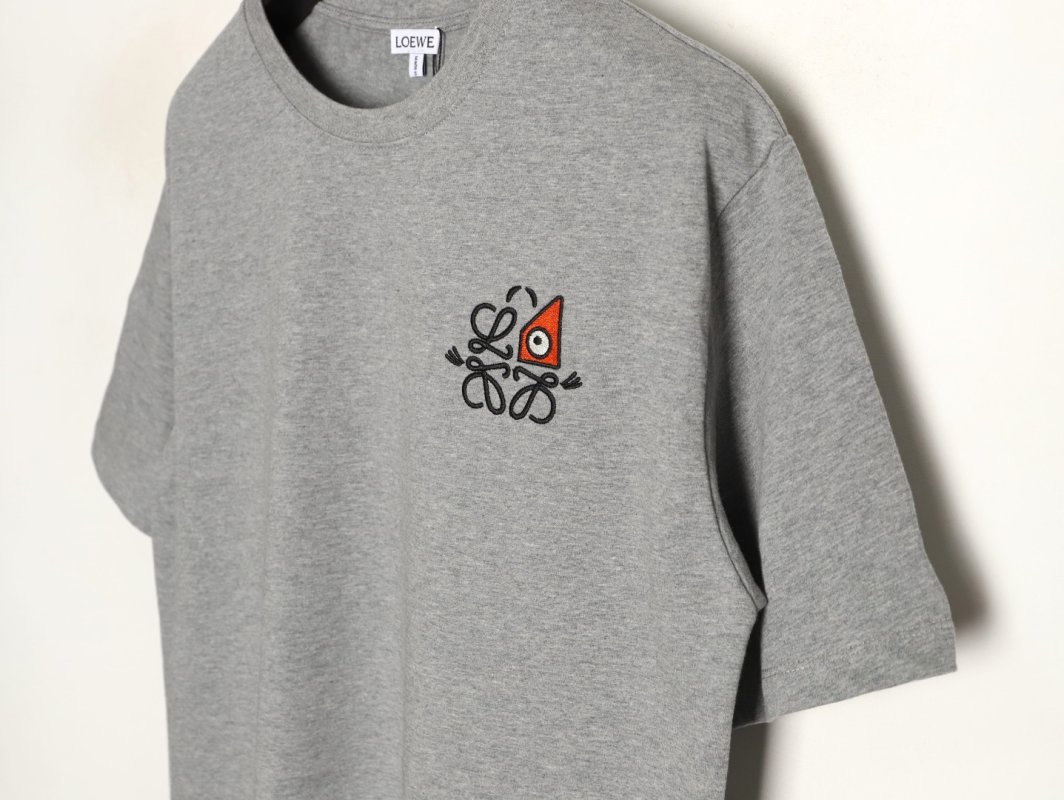 Loewe x Louis Wain Geometric Eye Embroidered T-Shirt Grey view