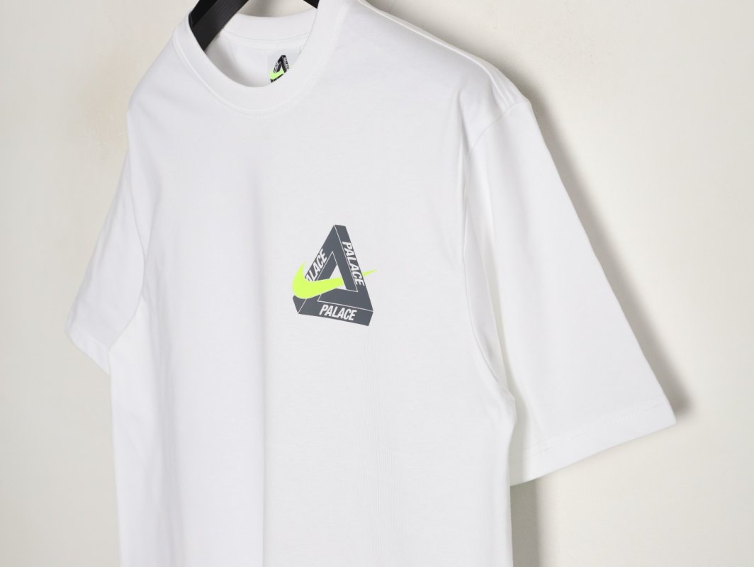 Nike x Palace White T-Shirt with Triangle Logo view