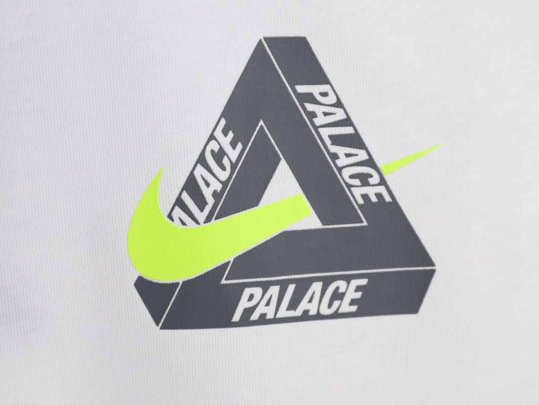 Nike x Palace White T-Shirt with Triangle Logo view