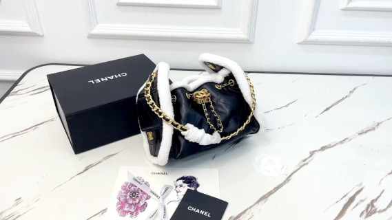 Chanel Black Quilted Chain Shoulder Bag with White Fur Trim video