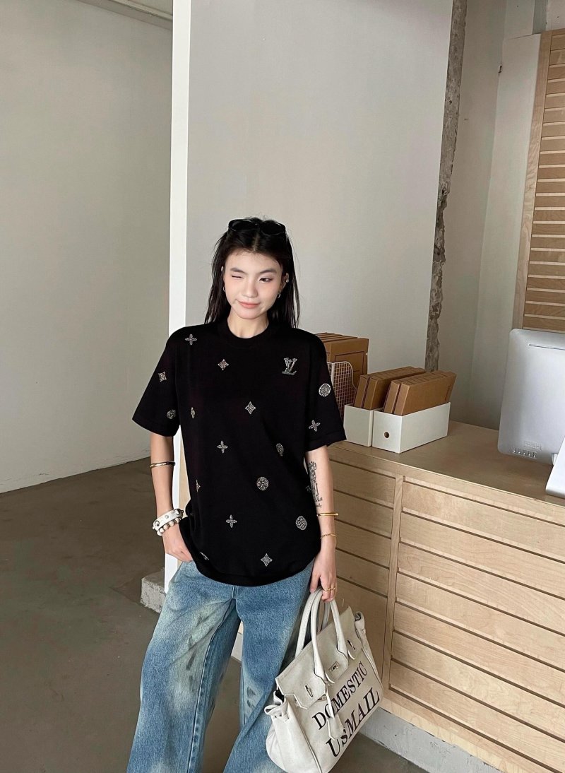 Louis Vuitton Monogram Black Short Sleeve T-Shirt view
