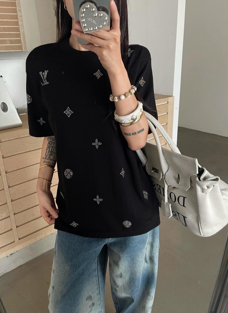 Louis Vuitton Monogram Black Short Sleeve T-Shirt view