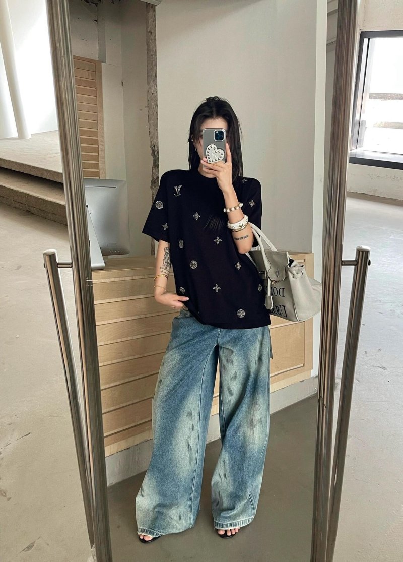 Louis Vuitton Monogram Black Short Sleeve T-Shirt view