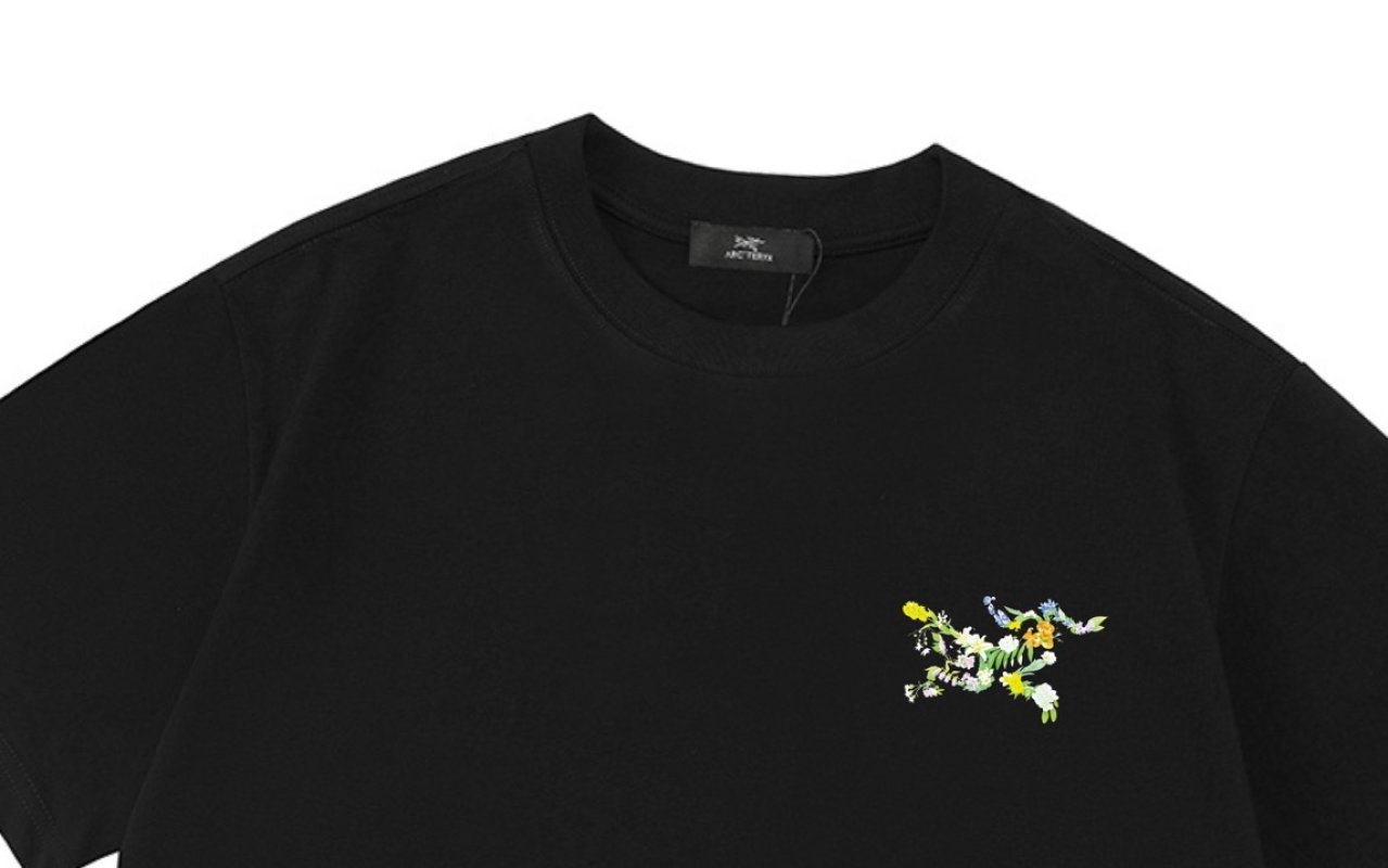 Black Floral Graphic Short Sleeve T-Shirt view