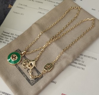 Gucci Green Agate Logo Pendant Necklace Gold view 7