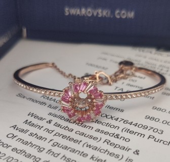 Swarovski Idyllia Pink Flower Wreath Bangle Bracelet view 7