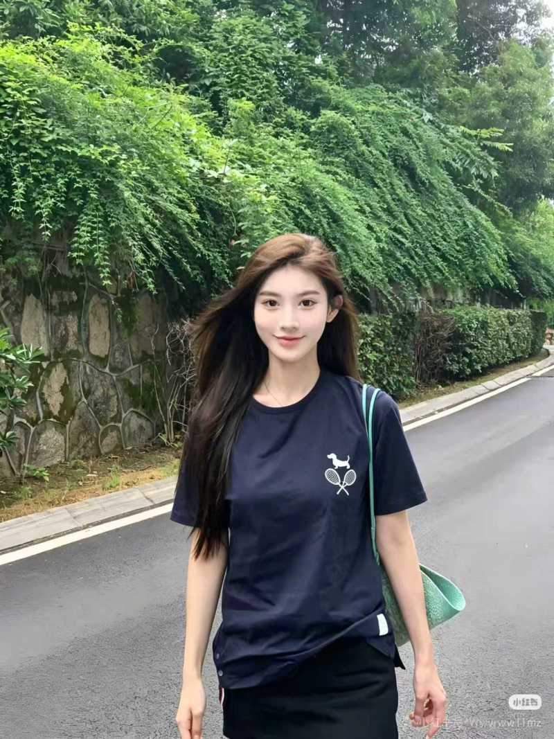 Thom Browne Tennis Puppy Grey T-Shirt view