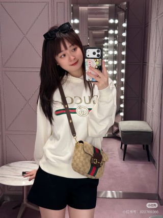 Gucci 1955 Horsebit Saddle Bag Beige view 4