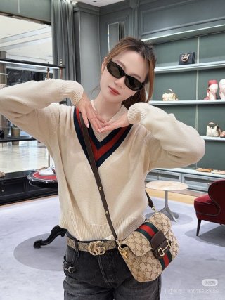 Gucci 1955 Horsebit Saddle Bag Beige view 7