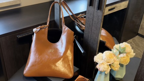Gucci Cognac Leather Tote Bag video