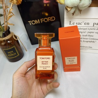 Tom Ford Bitter Peach Eau de Parfum 50ml view 2