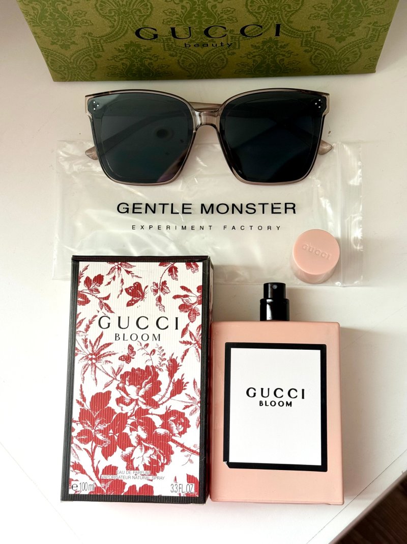 YSL Free Water & Rouge Volupté Lipstick Heart-Shaped Gift Set view