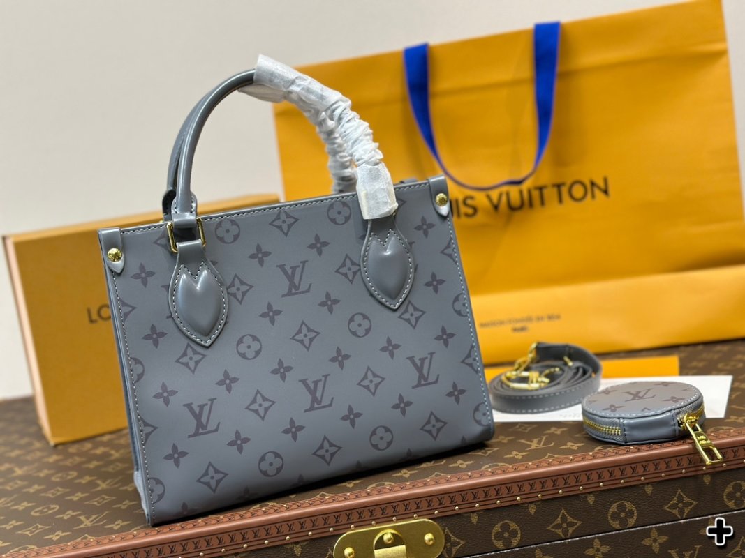 Louis Vuitton On The Go Medium Monogram Empreinte Grey Handbag