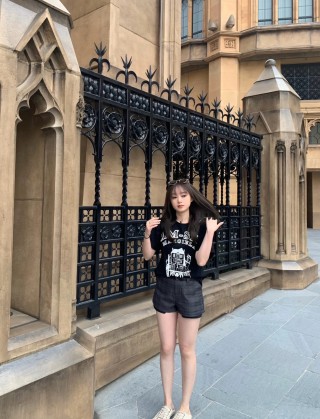 Missy Graphic Black Short-Sleeve T-Shirt view 6