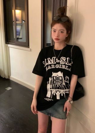 Missy Graphic Black Short-Sleeve T-Shirt view 7