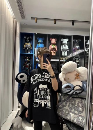 Missy Graphic Black Short-Sleeve T-Shirt view 8