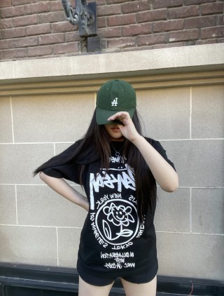 Stüssy Black Graphic Logo T-Shirt view 4