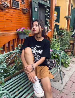 Stüssy Black Graphic Logo T-Shirt view 8