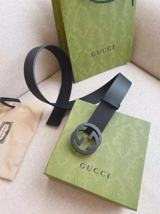 Gucci GG Interlock Buckle Black Leather Belt 4cm view 3