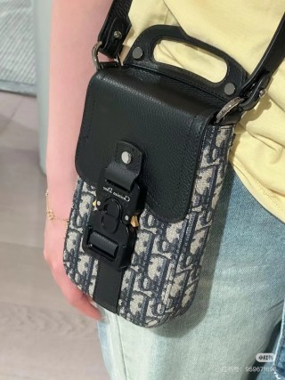 Dior Oblique Crossbody Shoulder Bag Black view 2