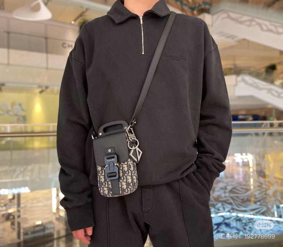 Dior Oblique Crossbody Shoulder Bag Black view