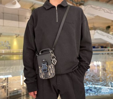 Dior Oblique Crossbody Shoulder Bag Black view 4