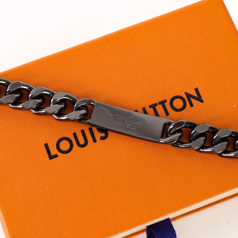 Louis Vuitton Monogram Chain Links Bracelet Silver view