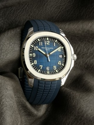 Patek Philippe Aquanaut 5168G Blue Dial Steel Watch view 2