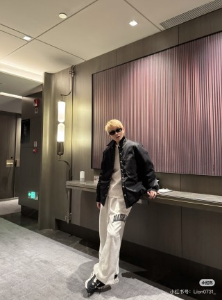 Black Oversized Button-Up Jacket view 5