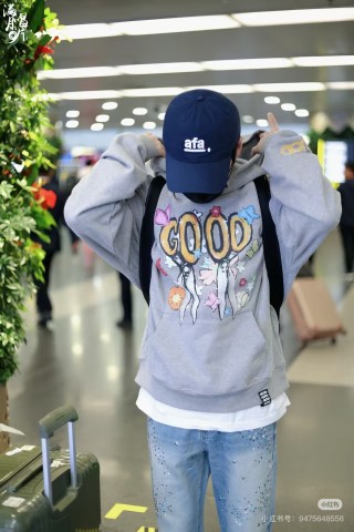 Oversized Graphic Hoodie Grey with Colorful Print view 4