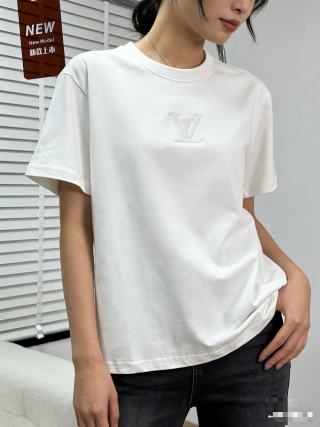 Louis Vuitton LV Monogram Embroidered White T-Shirt view 4